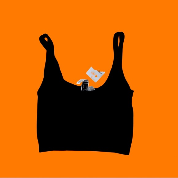 everyday tank 🖤 new with tags! - Picture 2 of 3